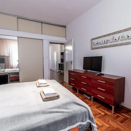 National Palace 2br By Bulgarianhomes *