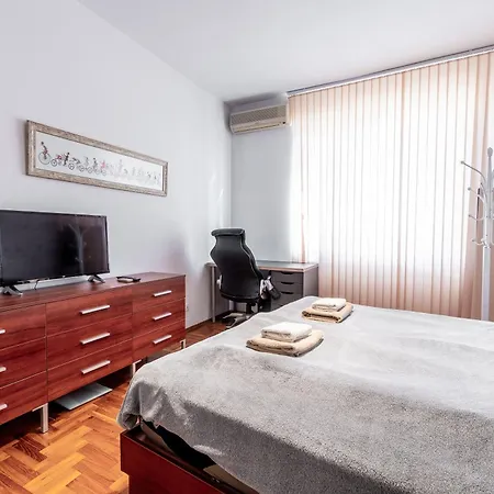 National Palace 2br By Bulgarianhomes Apartamento Sofía